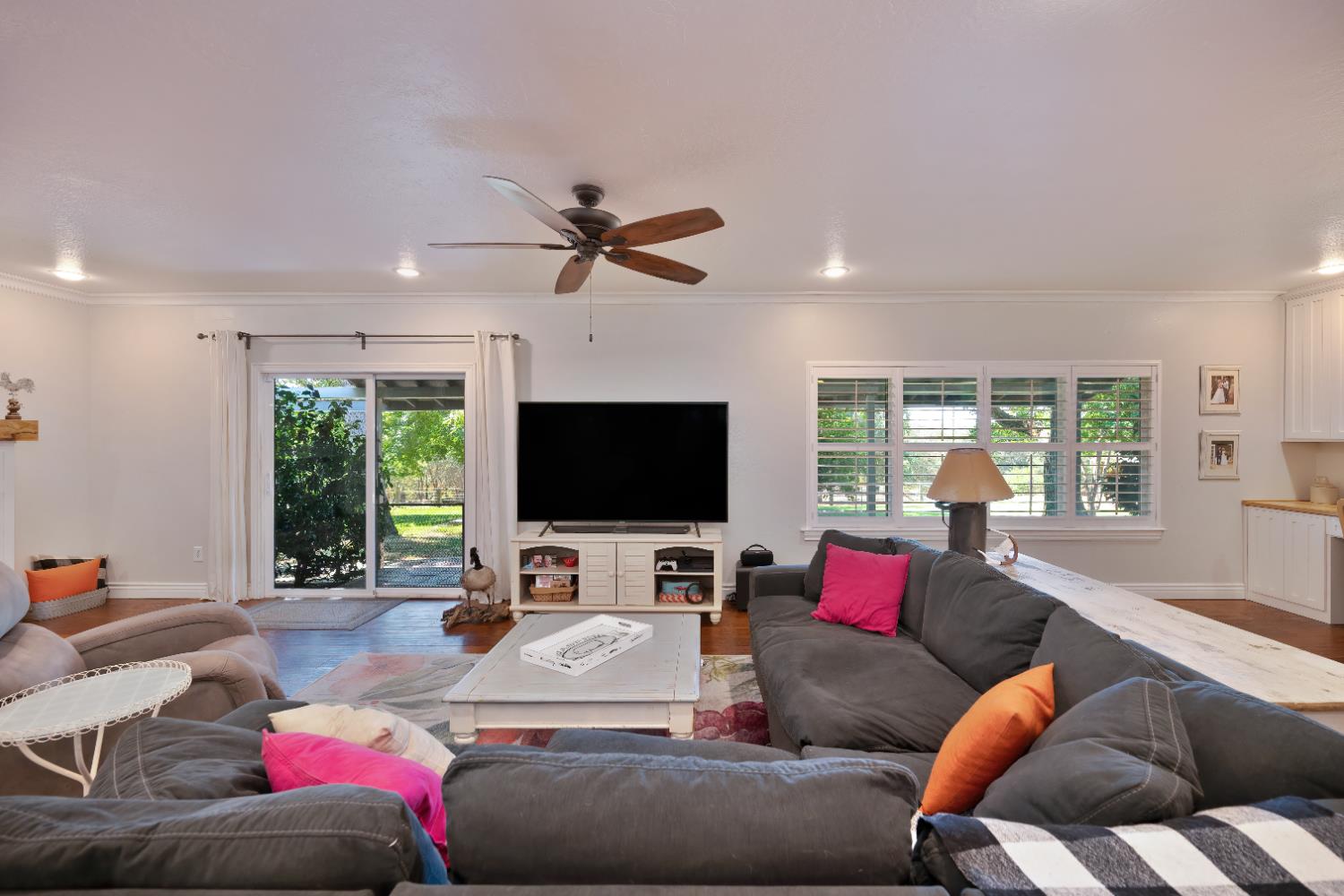 Detail Gallery Image 15 of 99 For 1653 Gold Rush Way, Penryn,  CA 95663 - 3 Beds | 2/1 Baths