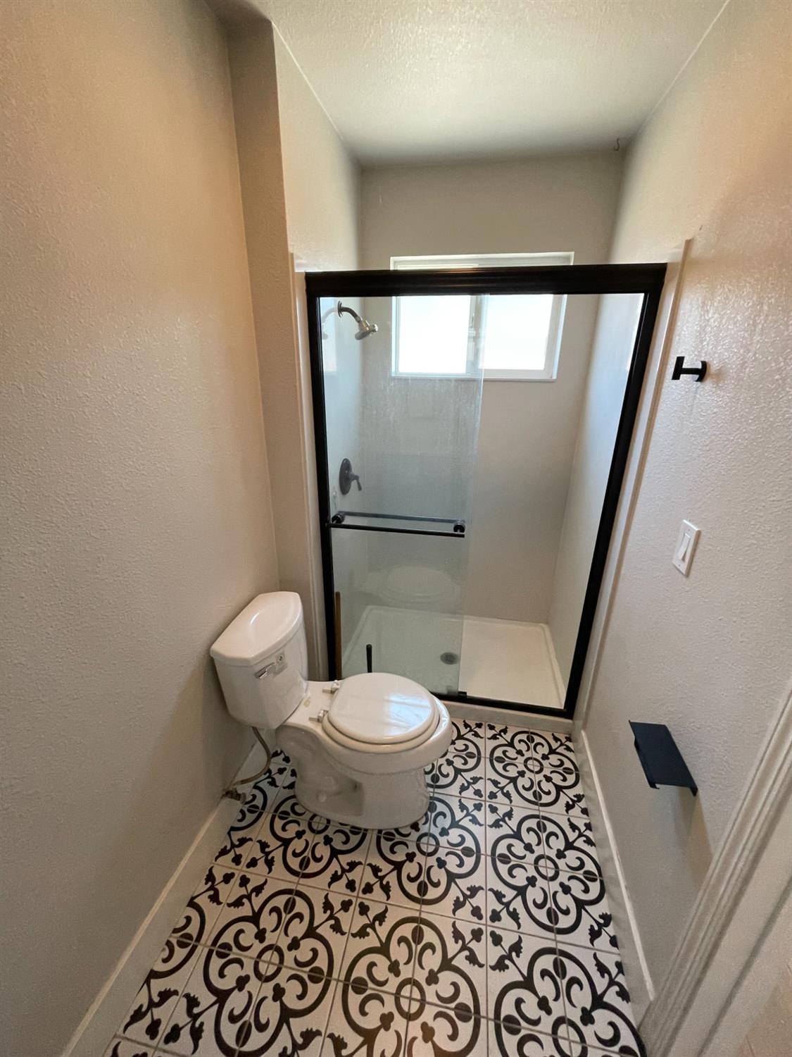 Detail Gallery Image 17 of 32 For 9185 Clendenen Way, Sacramento,  CA 95826 - 3 Beds | 2 Baths