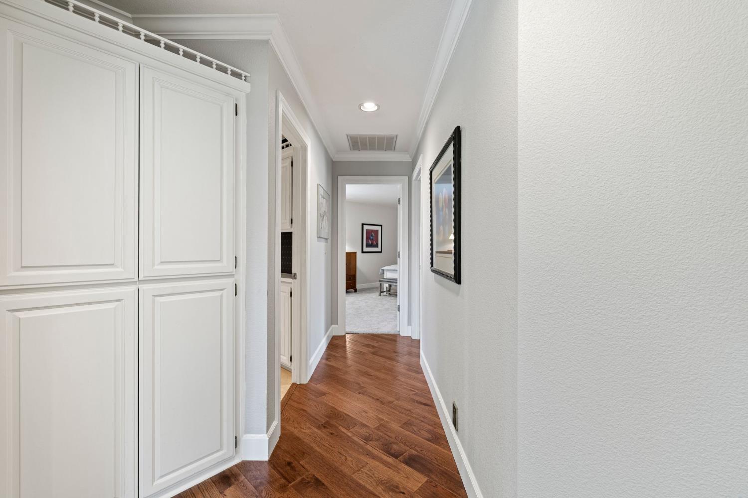Detail Gallery Image 38 of 58 For 4330 Hale Ranch Ln, Fair Oaks,  CA 95628 - 4 Beds | 3 Baths