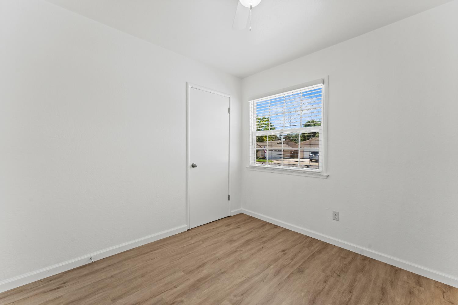 Detail Gallery Image 21 of 33 For 6036 Ellerslee Dr, Carmichael,  CA 95608 - 3 Beds | 2 Baths