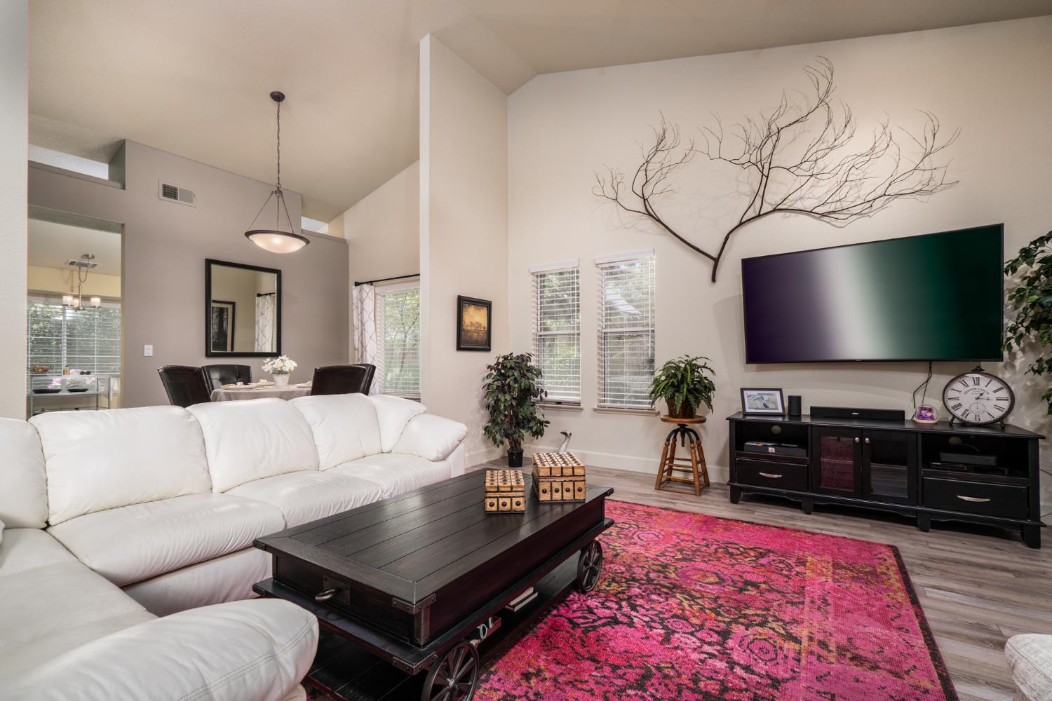 Detail Gallery Image 21 of 63 For 5148 Walnut Place Ln, Carmichael,  CA 95608 - 3 Beds | 2 Baths