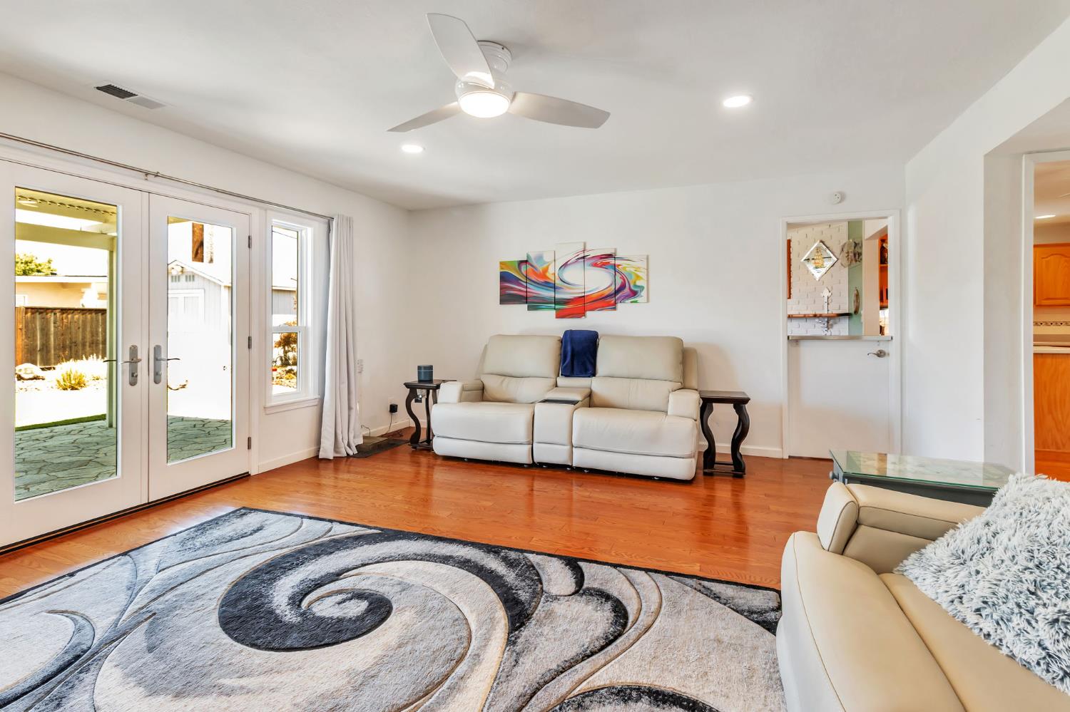 Detail Gallery Image 7 of 33 For 3679 Wilmington Rd, Fremont,  CA 94538 - 3 Beds | 2 Baths