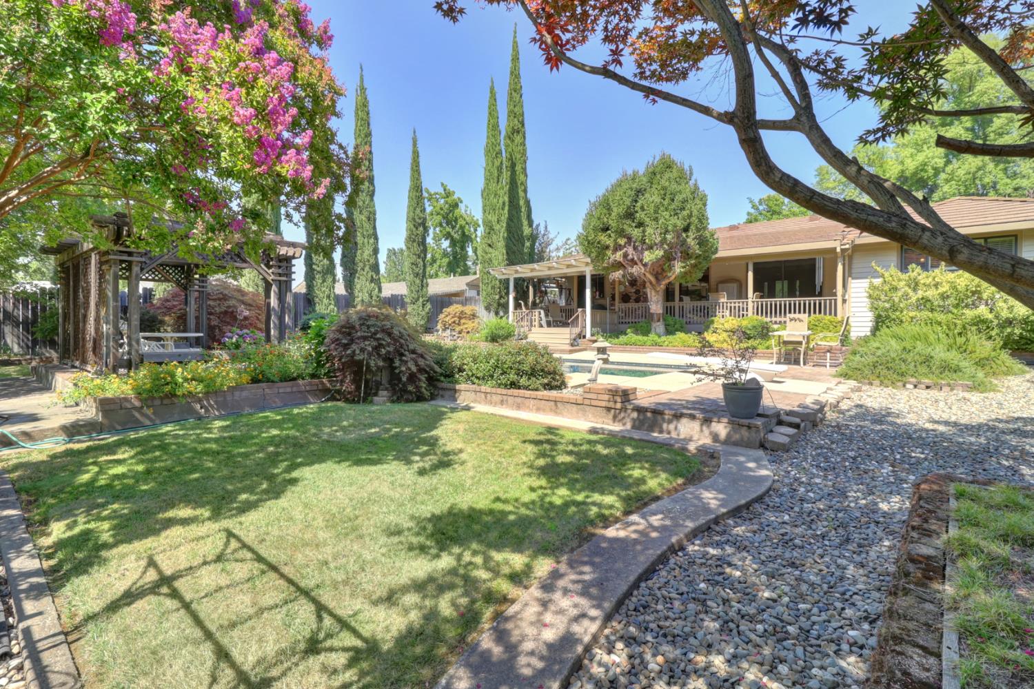 Detail Gallery Image 48 of 95 For 7919 Wonder St, Citrus Heights,  CA 95610 - 4 Beds | 2/1 Baths