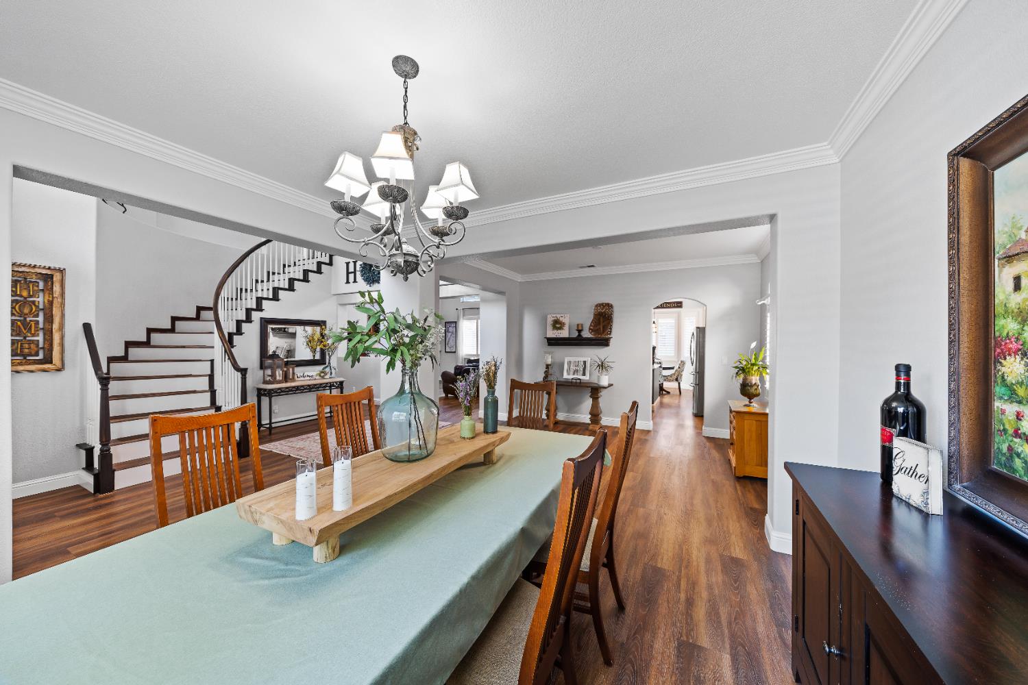 Detail Gallery Image 9 of 49 For 5504 Pleasant Grove Ct, Salida,  CA 95368 - 4 Beds | 3 Baths