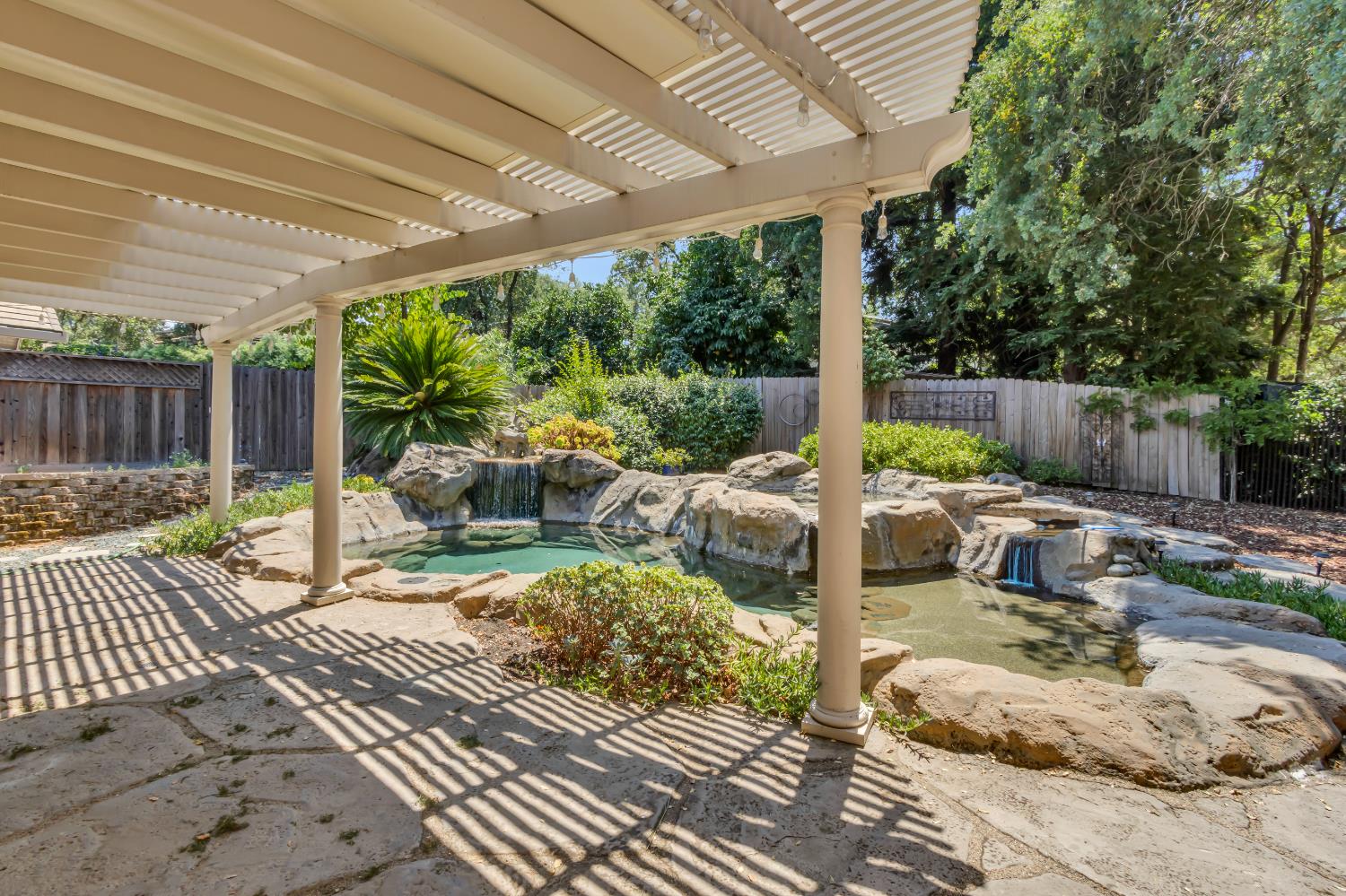 Detail Gallery Image 50 of 73 For 5361 Long Canyon Dr, Fair Oaks,  CA 95628 - 3 Beds | 2 Baths
