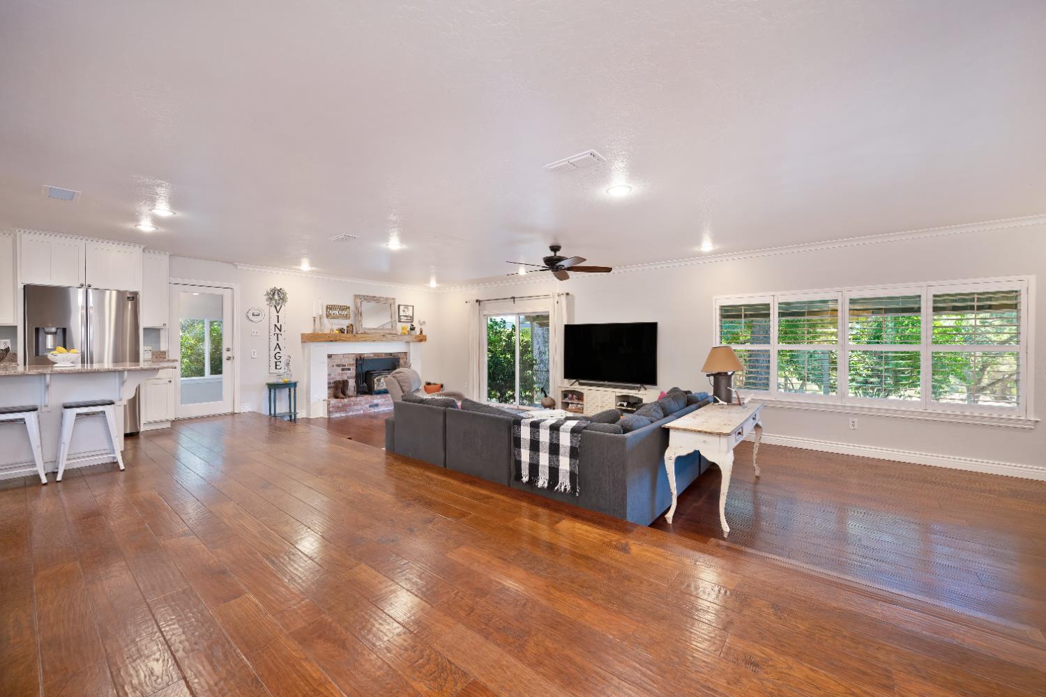 Detail Gallery Image 20 of 99 For 1653 Gold Rush Way, Penryn,  CA 95663 - 3 Beds | 2/1 Baths