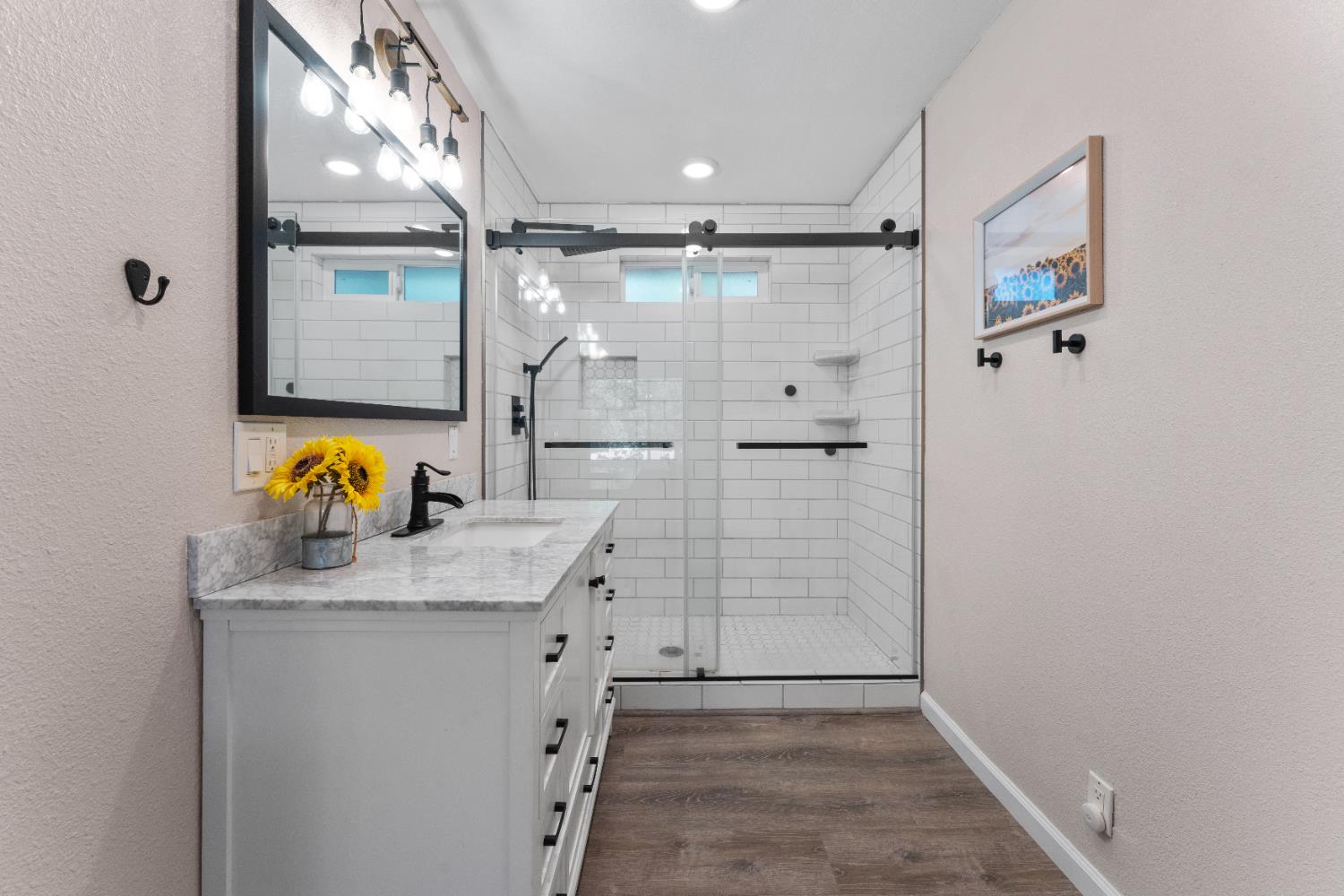 Detail Gallery Image 21 of 68 For 3980 Donner Trl, Placerville,  CA 95667 - 3 Beds | 2 Baths