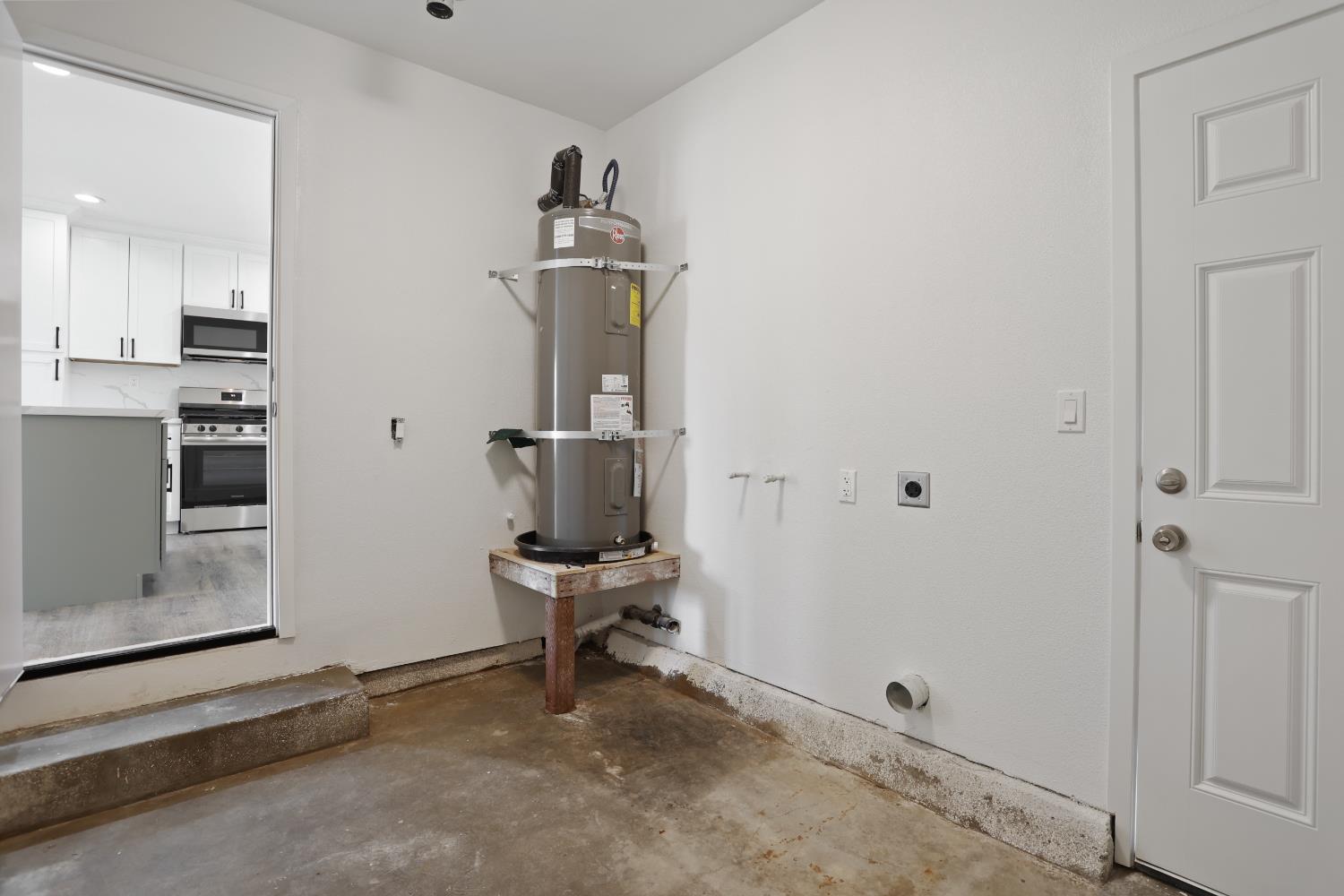 Detail Gallery Image 24 of 27 For 537 Palm Ave, Lodi,  CA 95240 - 4 Beds | 2 Baths