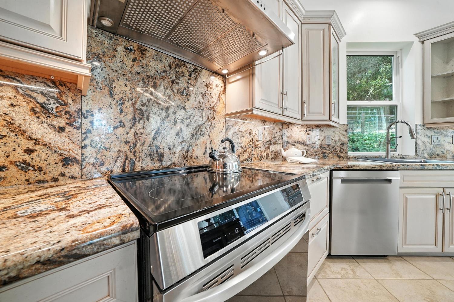 Detail Gallery Image 49 of 75 For 14385 Gods Hls, Amador City,  CA 95601 - 2 Beds | 2/1 Baths