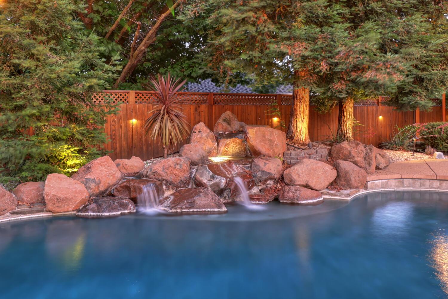 Detail Gallery Image 66 of 72 For 4900 Saint Augustine Dr, Elk Grove,  CA 95758 - 4 Beds | 4 Baths