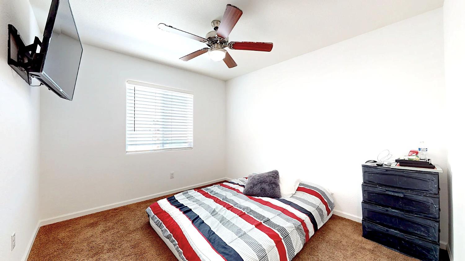 Detail Gallery Image 21 of 44 For 131 Sterling St, Los Banos,  CA 93635 - 3 Beds | 2 Baths