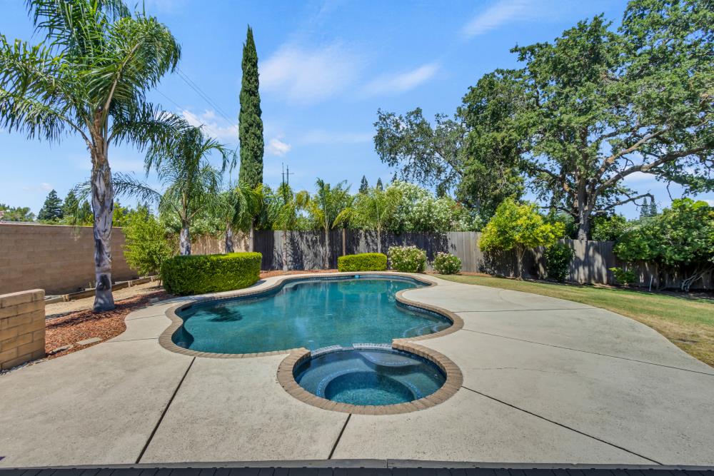 Detail Gallery Image 33 of 42 For 8901 Degas Ct, Fair Oaks,  CA 95628 - 3 Beds | 3 Baths