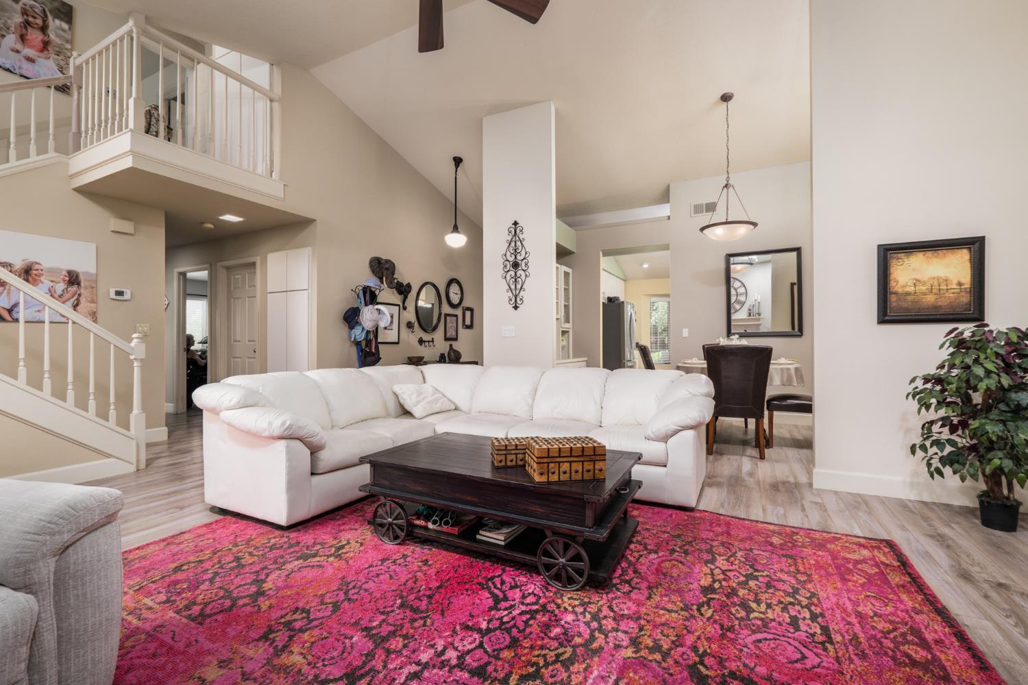 Detail Gallery Image 20 of 63 For 5148 Walnut Place Ln, Carmichael,  CA 95608 - 3 Beds | 2 Baths