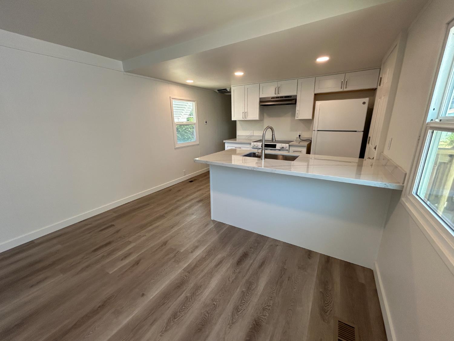 Detail Gallery Image 6 of 27 For 9340 Orangevale Ave 36, Orangevale,  CA 95672 - 2 Beds | 1 Baths
