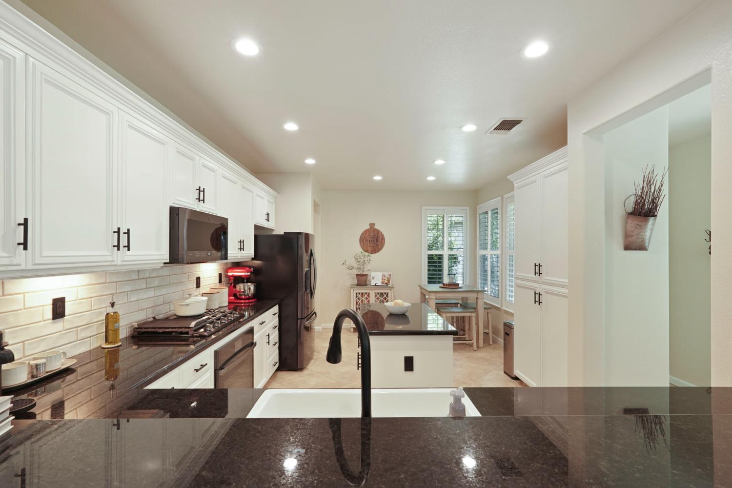 Detail Gallery Image 13 of 43 For 312 Rivergate Dr, Oakdale,  CA 95361 - 3 Beds | 2 Baths