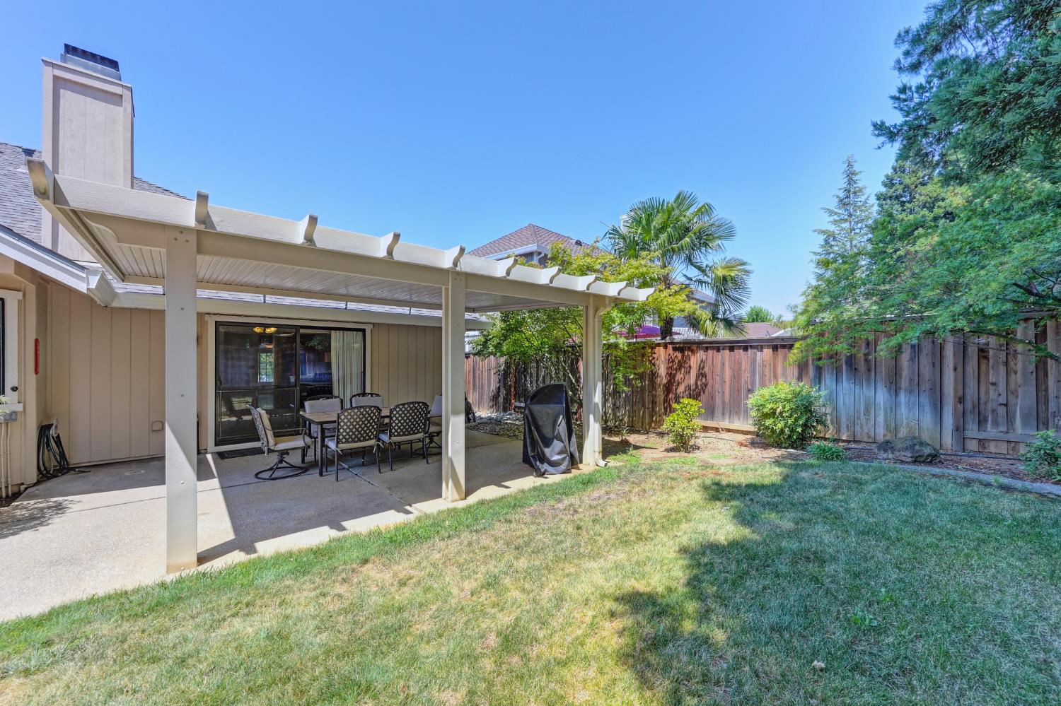 Detail Gallery Image 43 of 53 For 5408 E Brook Way, Elk Grove,  CA 95758 - 3 Beds | 2 Baths