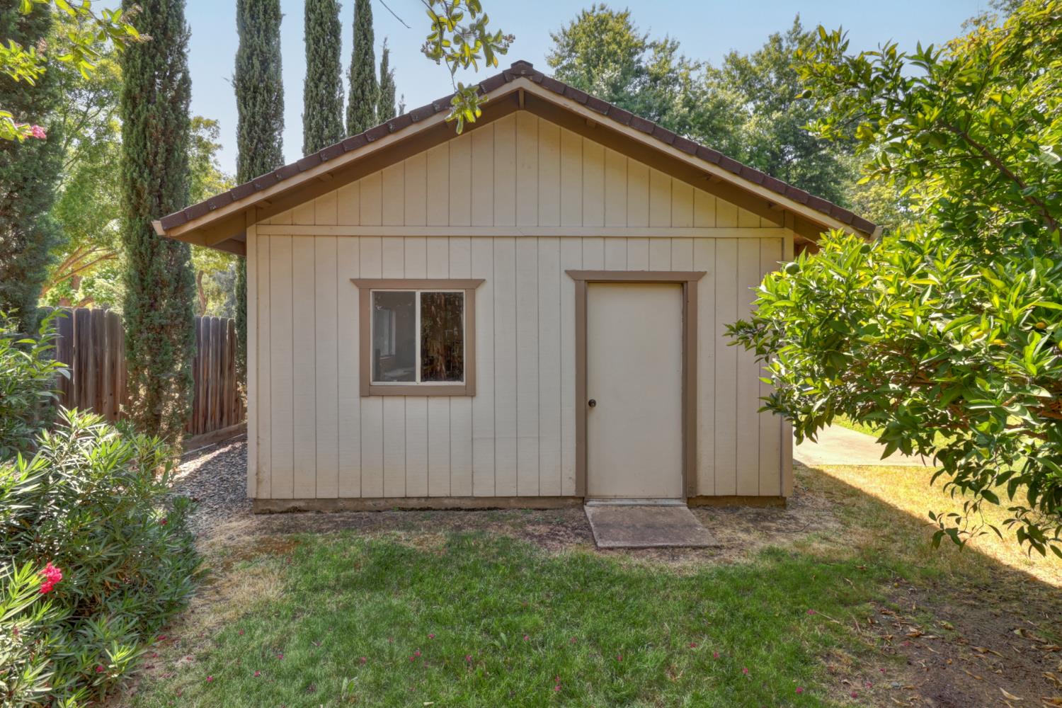 Detail Gallery Image 58 of 95 For 7919 Wonder St, Citrus Heights,  CA 95610 - 4 Beds | 2/1 Baths