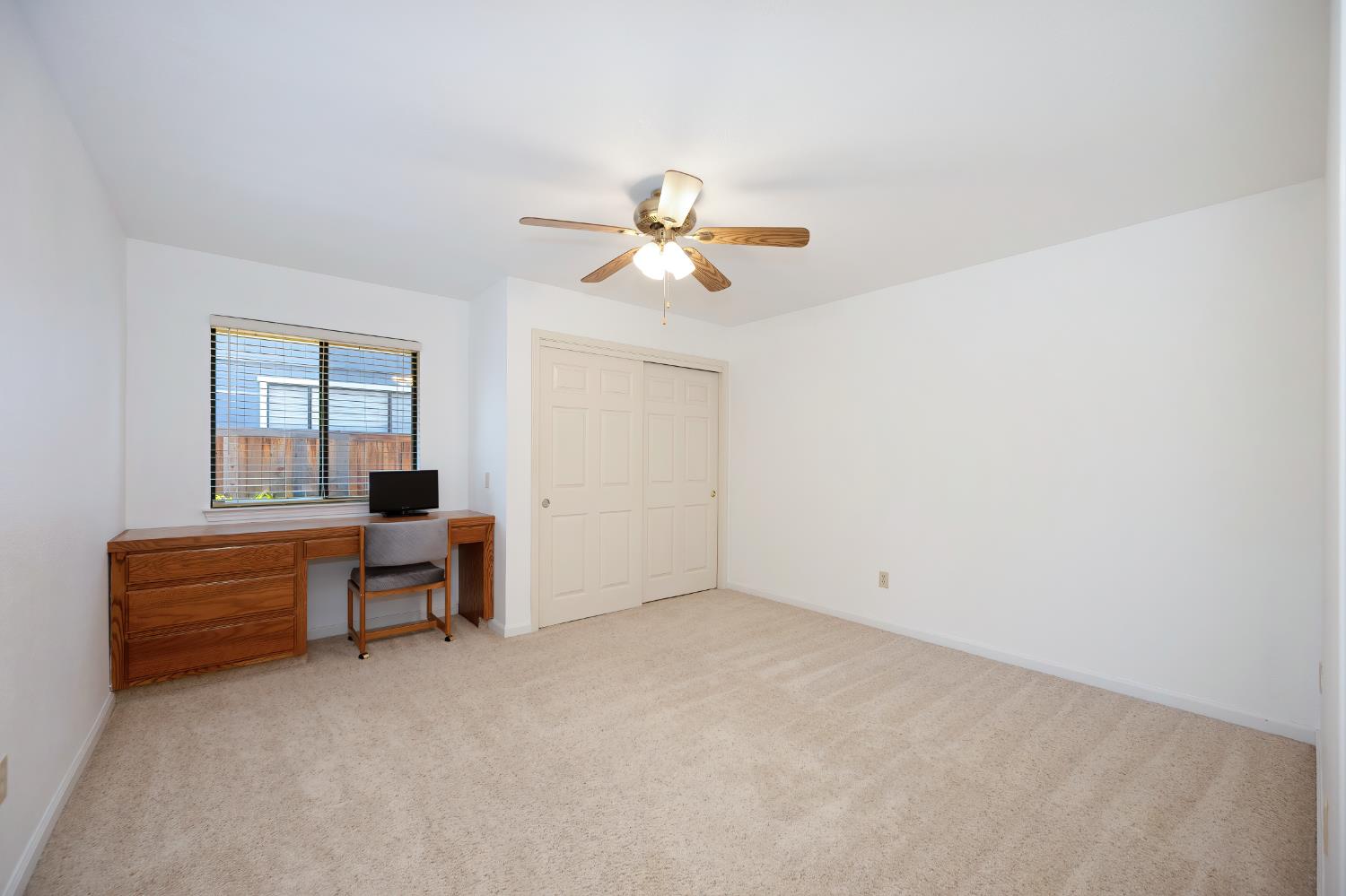Detail Gallery Image 27 of 53 For 5408 E Brook Way, Elk Grove,  CA 95758 - 3 Beds | 2 Baths