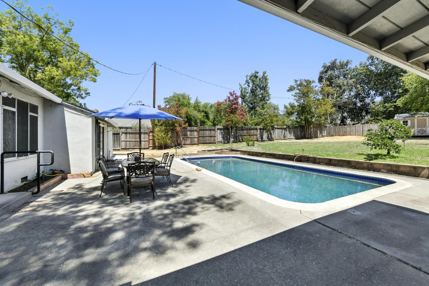 Detail Gallery Image 32 of 37 For 4724 Isabella Ave, Fair Oaks,  CA 95628 - 4 Beds | 2 Baths