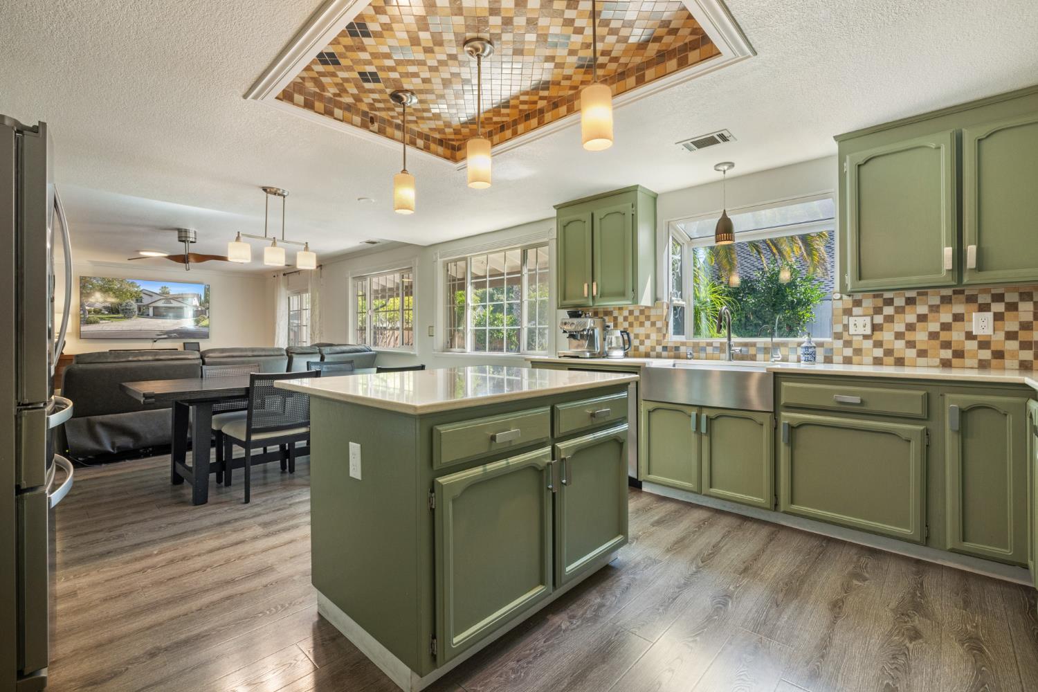 Detail Gallery Image 13 of 39 For 4008 Cromwell Cir, Modesto,  CA 95356 - 4 Beds | 2/1 Baths