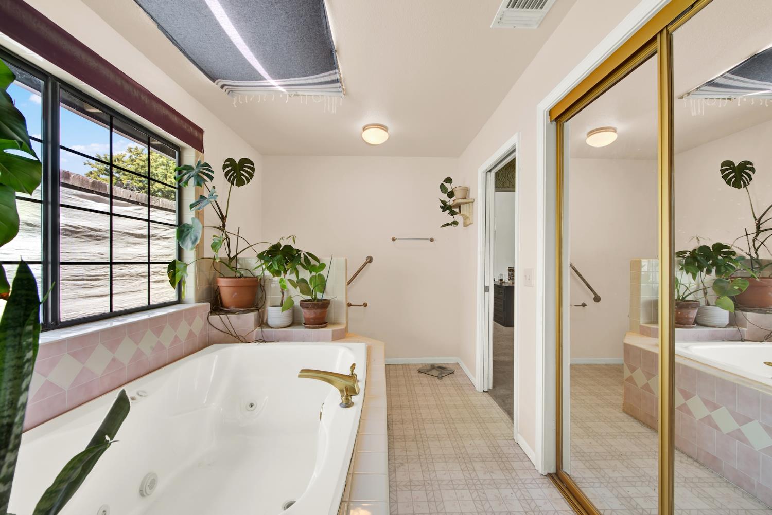 Detail Gallery Image 45 of 76 For 509 East, Winters,  CA 95694 - 3 Beds | 2 Baths