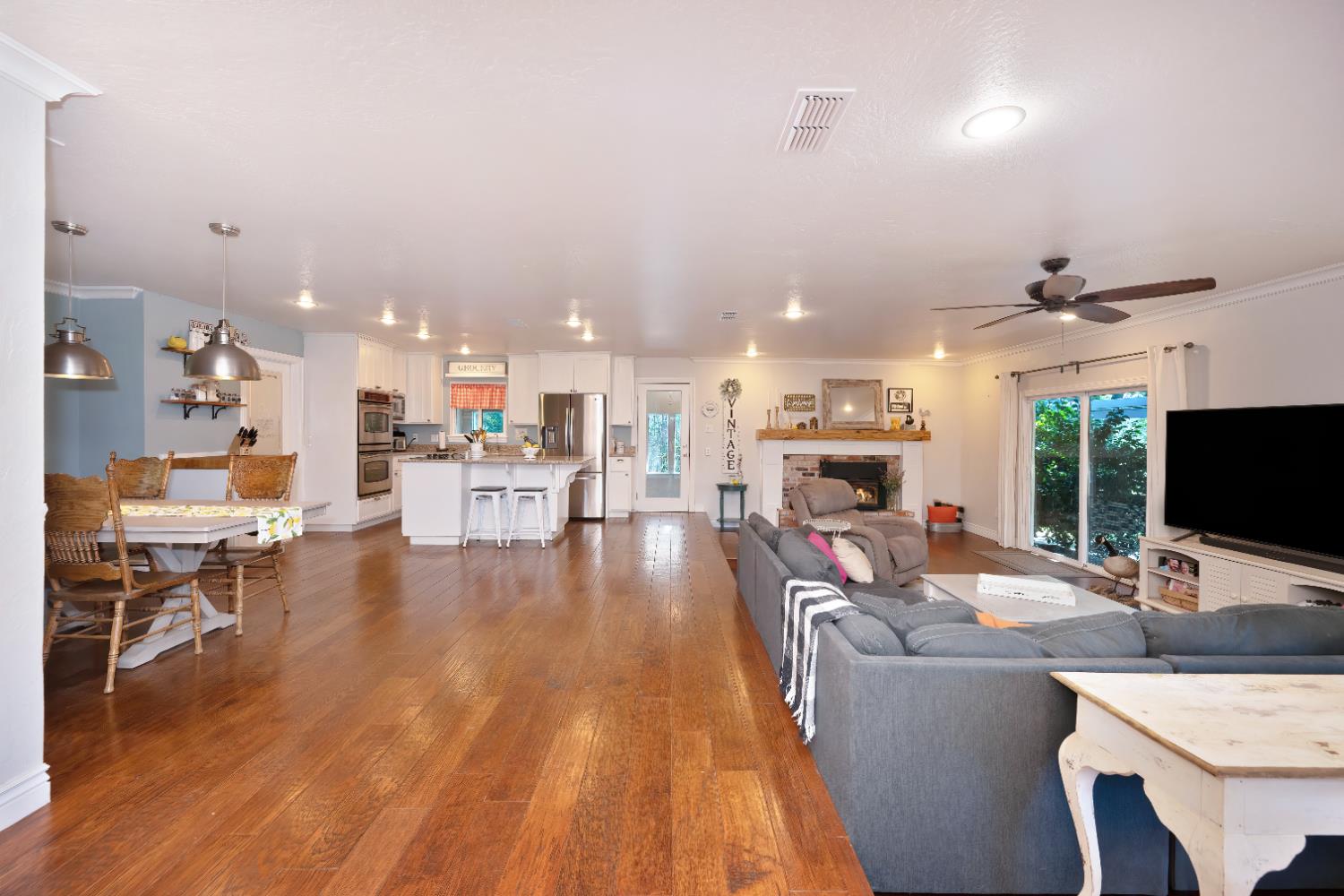 Detail Gallery Image 18 of 99 For 1653 Gold Rush Way, Penryn,  CA 95663 - 3 Beds | 2/1 Baths