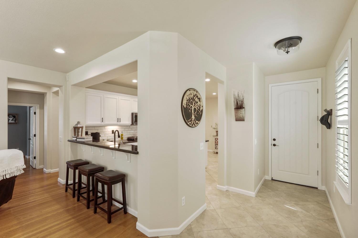 Detail Gallery Image 12 of 43 For 312 Rivergate Dr, Oakdale,  CA 95361 - 3 Beds | 2 Baths