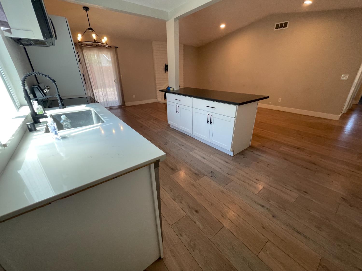 Detail Gallery Image 31 of 32 For 9185 Clendenen Way, Sacramento,  CA 95826 - 3 Beds | 2 Baths
