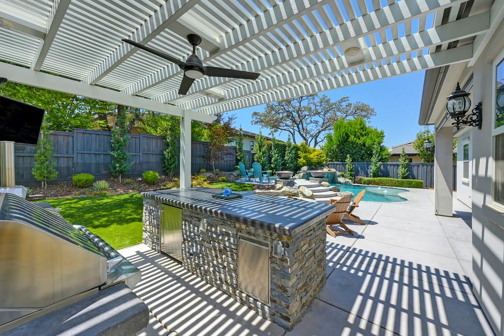 Detail Gallery Image 54 of 94 For 689 Oreno Cir, Folsom,  CA 95630 - 5 Beds | 4/1 Baths