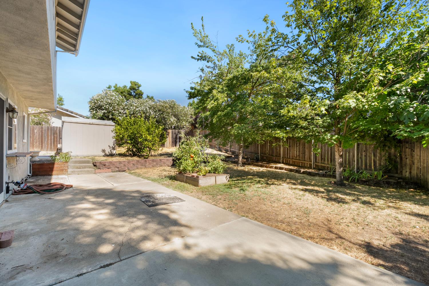 Detail Gallery Image 22 of 25 For 4509 Olivegate Dr, Fair Oaks,  CA 95628 - 4 Beds | 2/1 Baths