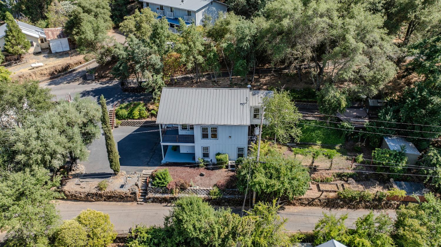 Detail Gallery Image 41 of 75 For 14385 Gods Hls, Amador City,  CA 95601 - 2 Beds | 2/1 Baths
