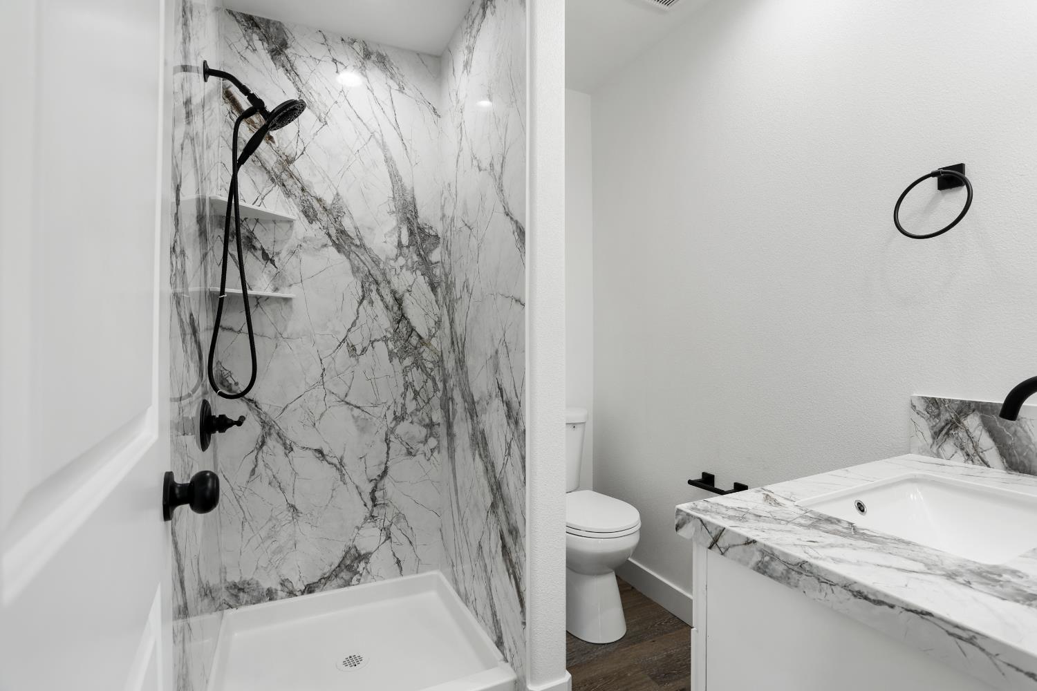 Detail Gallery Image 14 of 27 For 537 Palm Ave, Lodi,  CA 95240 - 4 Beds | 2 Baths