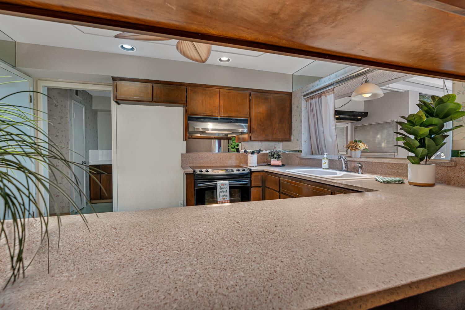 Detail Gallery Image 11 of 58 For 1838 Hillview Dr, Los Banos,  CA 93635 - 3 Beds | 2 Baths