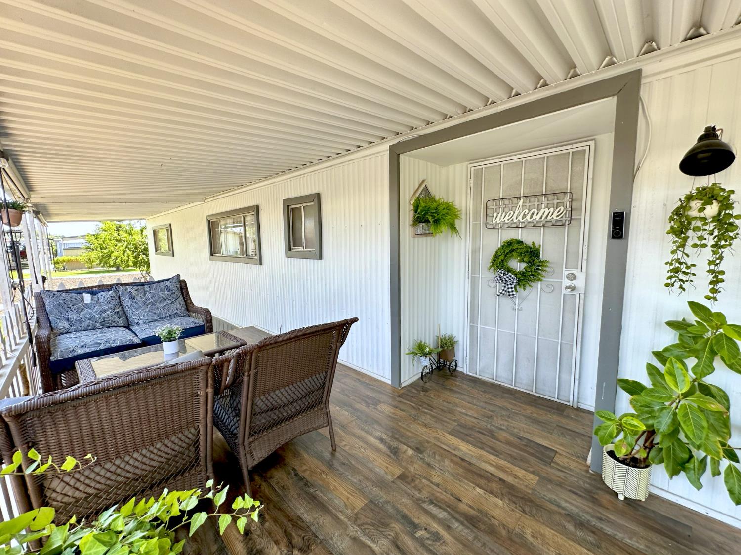 Detail Gallery Image 6 of 37 For 2845 E Hatch Rd 87, Modesto,  CA 95351 - 4 Beds | 2 Baths