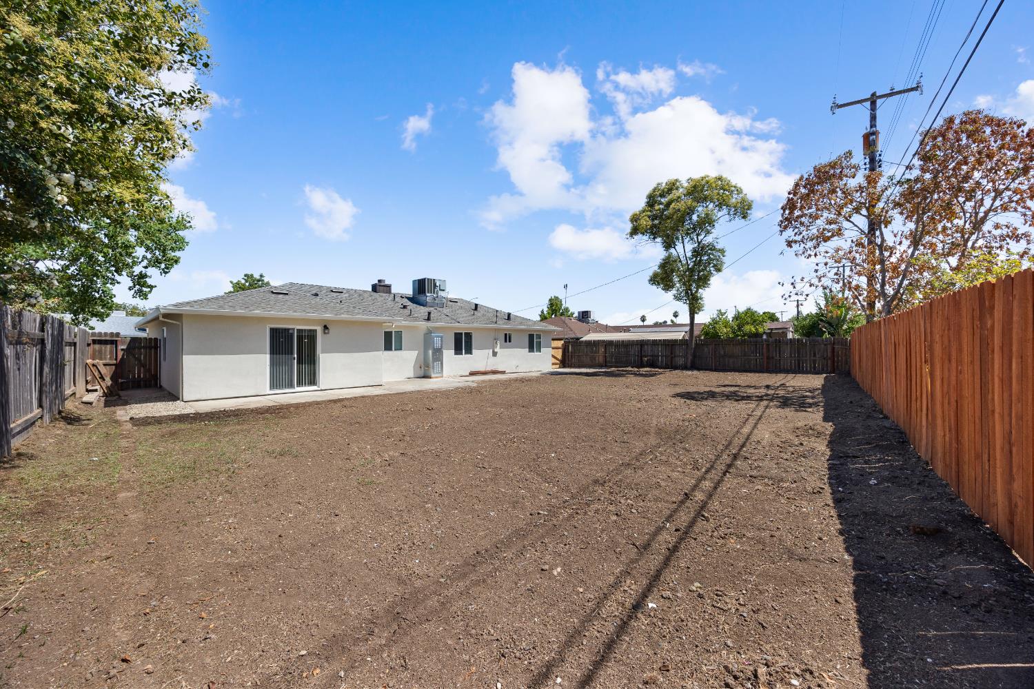 Detail Gallery Image 28 of 35 For 6237 San Martin St, North Highlands,  CA 95660 - 4 Beds | 2 Baths