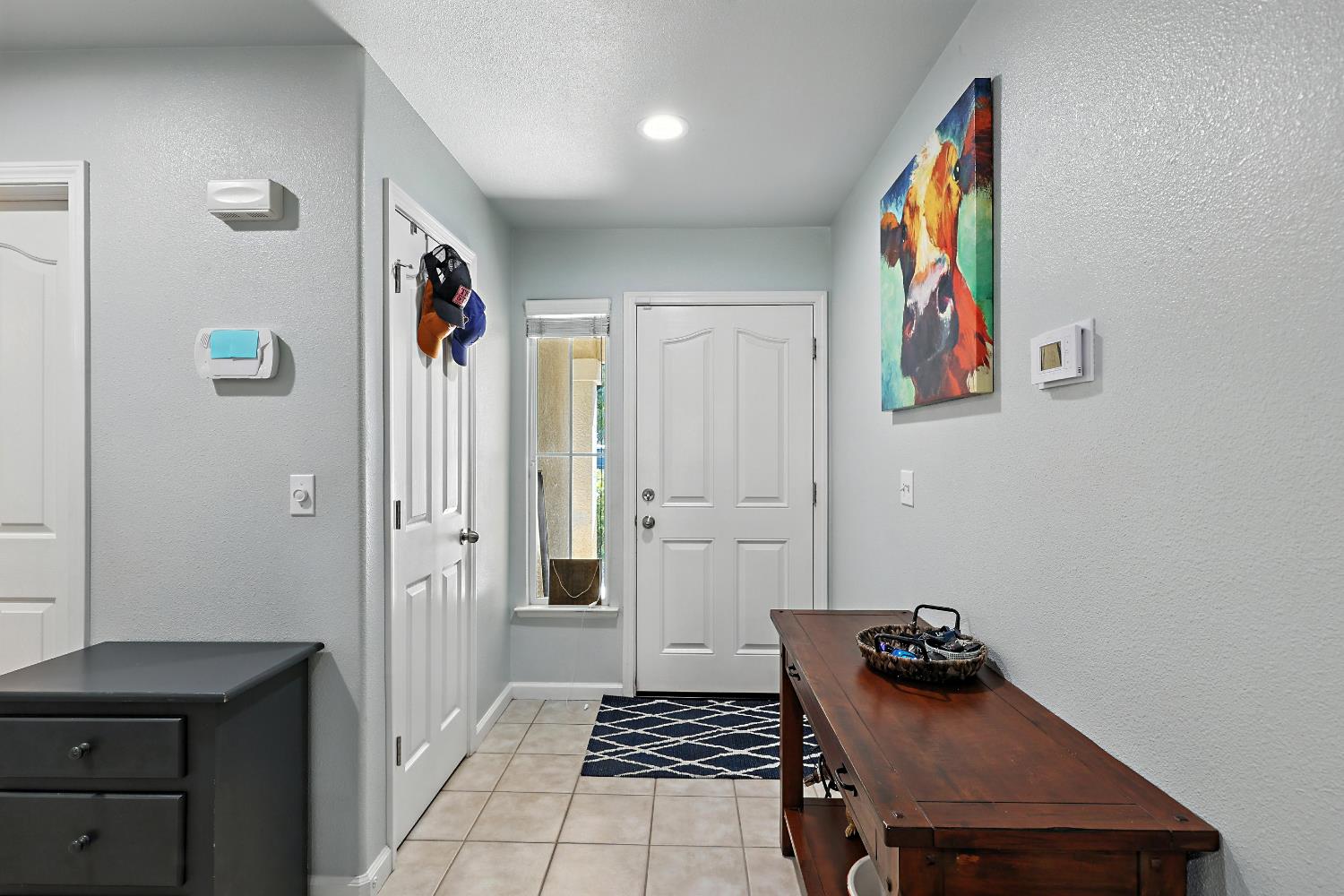 Detail Gallery Image 2 of 34 For 6045 Lea Ct, Winton,  CA 95388 - 4 Beds | 2 Baths