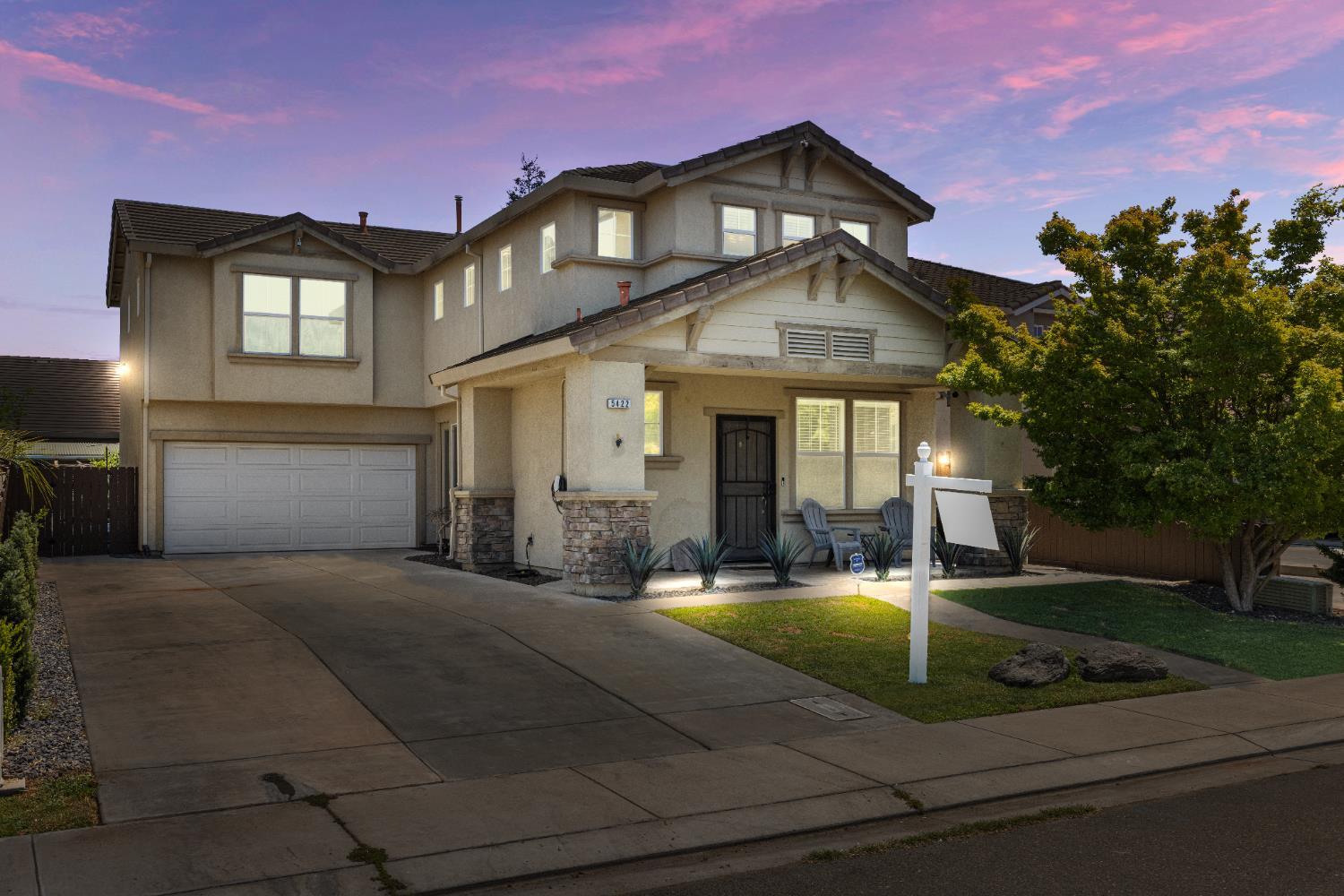 Detail Gallery Image 2 of 62 For 5422 Antique Rose Way, Riverbank,  CA 95367 - 3 Beds | 2/1 Baths