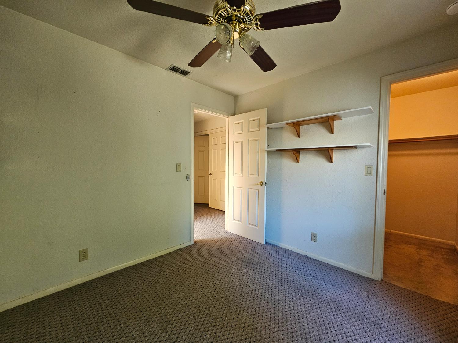 Detail Gallery Image 18 of 24 For 8447 Cassatt Way, Sacramento,  CA 95828 - 3 Beds | 2 Baths