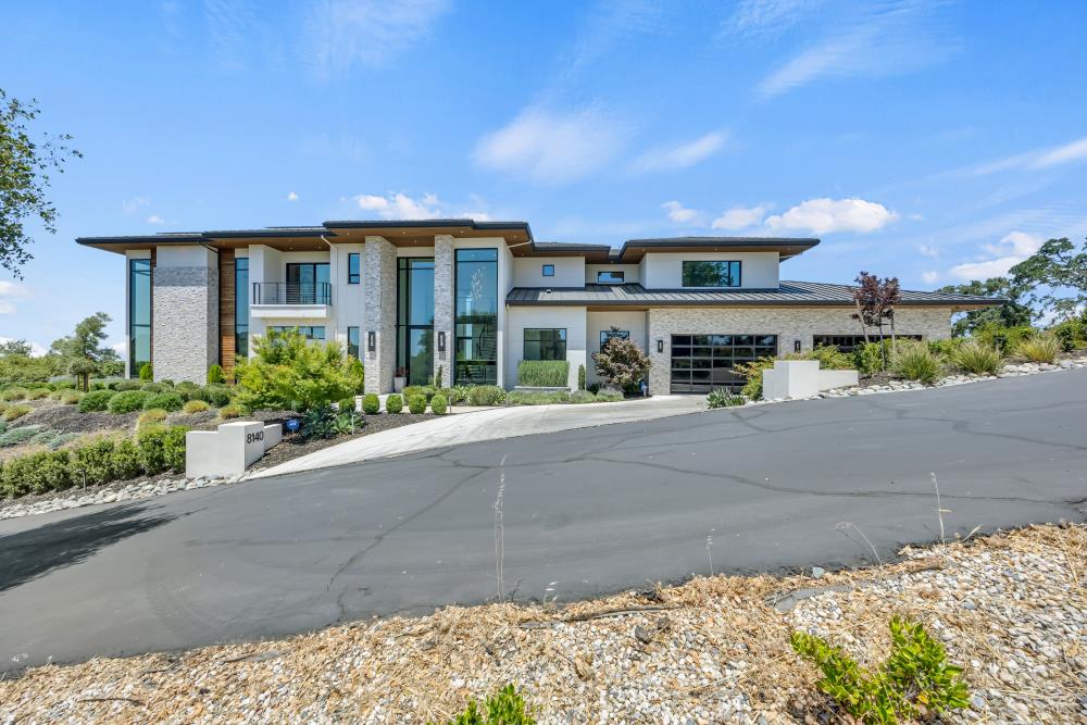 Detail Gallery Image 3 of 98 For 8140 Brookhollow Ct, Loomis,  CA 95650 - 4 Beds | 4/2 Baths