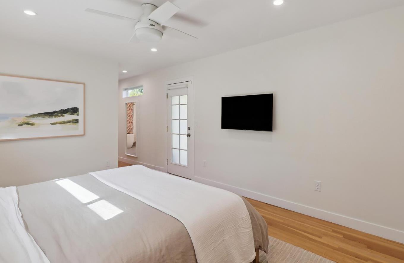 Detail Gallery Image 27 of 45 For 1452 Oregon Dr, Sacramento,  CA 95822 - 3 Beds | 2 Baths