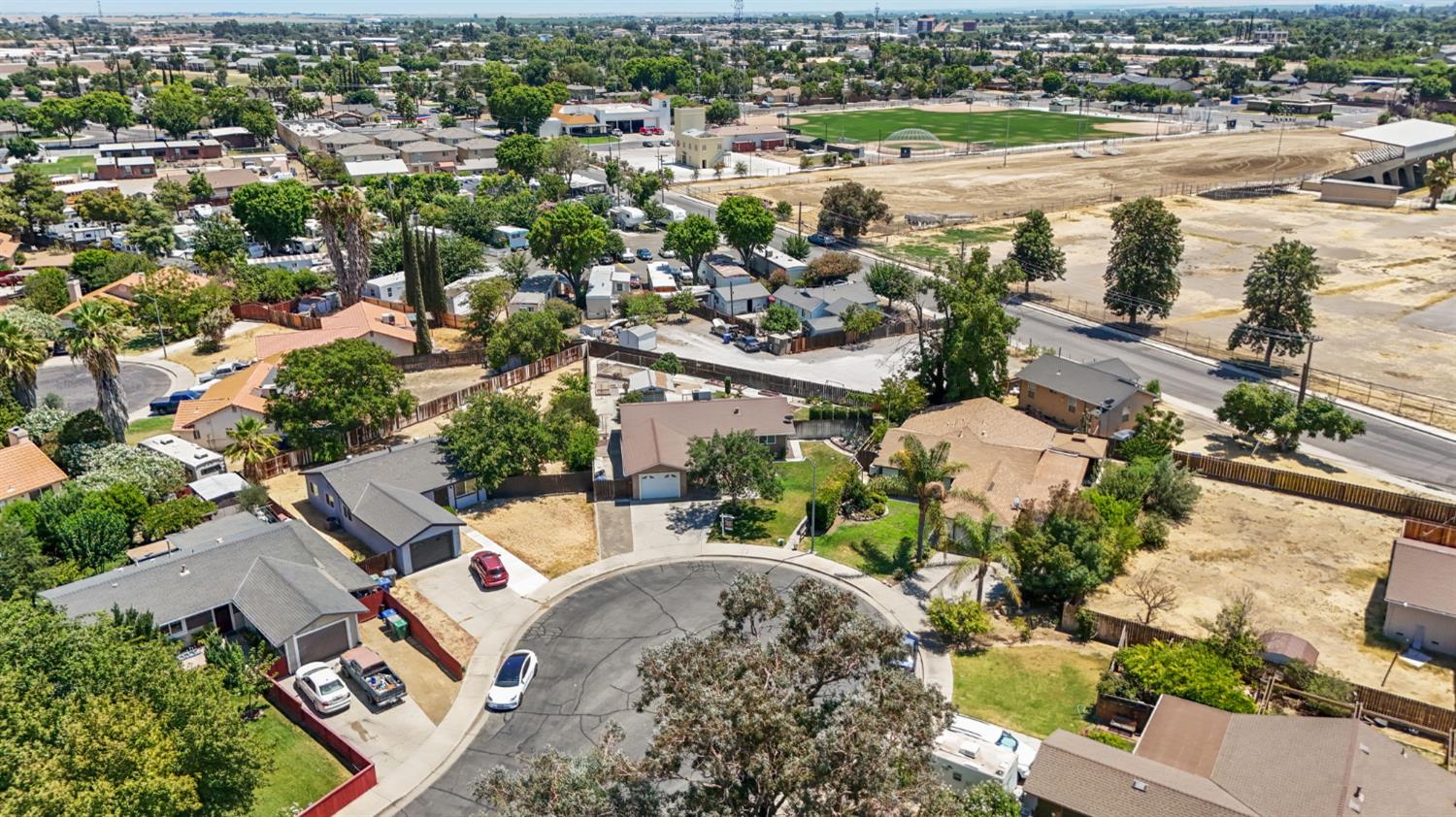 Detail Gallery Image 42 of 43 For 103 Pecan Ct, Los Banos,  CA 93635 - 4 Beds | 2 Baths
