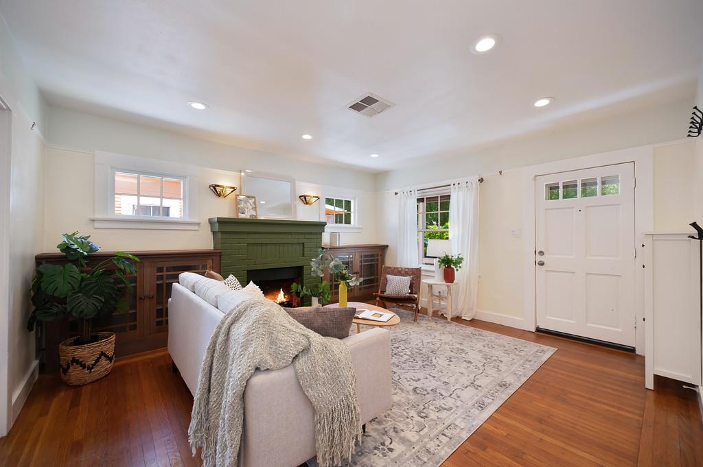 Detail Gallery Image 16 of 53 For 2232 Gerber Ave, Sacramento,  CA 95817 - 3 Beds | 2 Baths