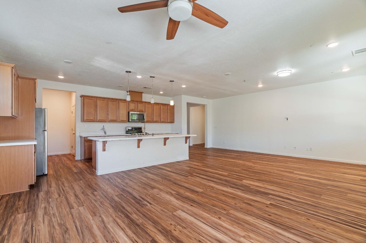 Detail Gallery Image 7 of 26 For 3760 Orbison Ln, Stockton,  CA 95212 - 4 Beds | 3 Baths