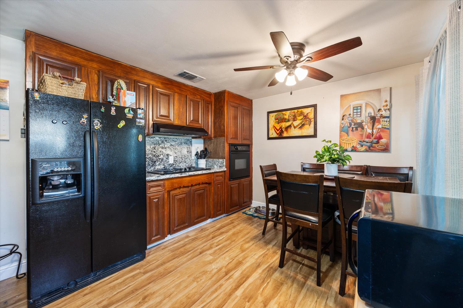 Detail Gallery Image 19 of 39 For 2326 Ramon Dr, Sacramento,  CA 95825 - – Beds | – Baths