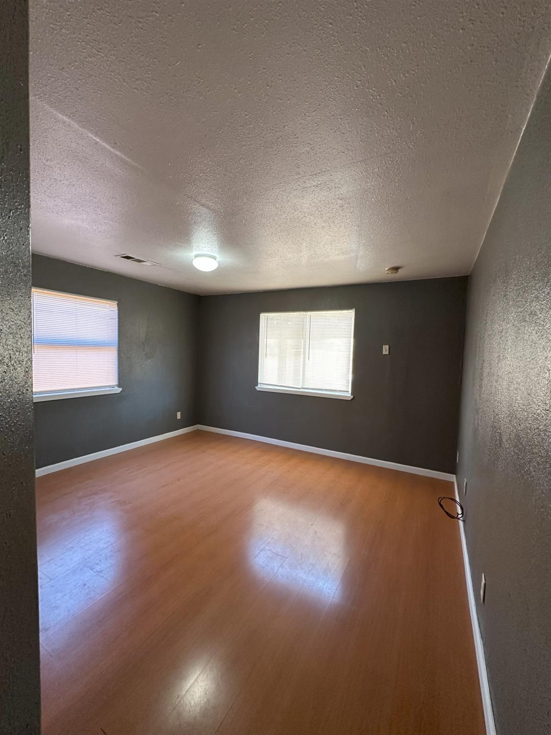 Detail Gallery Image 15 of 20 For 405 Colorado Ave, Modesto,  CA 95351 - 3 Beds | 2 Baths