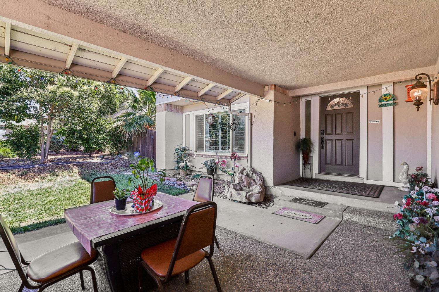 Detail Gallery Image 53 of 55 For 8058 Mesa Oak Way, Citrus Heights,  CA 95610 - 5 Beds | 3 Baths