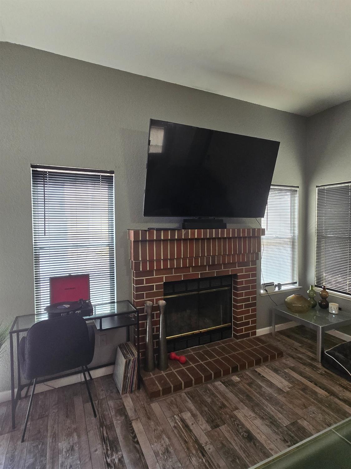 Detail Gallery Image 10 of 25 For 9388 Allendale Way, Sacramento,  CA 95829 - 3 Beds | 2 Baths
