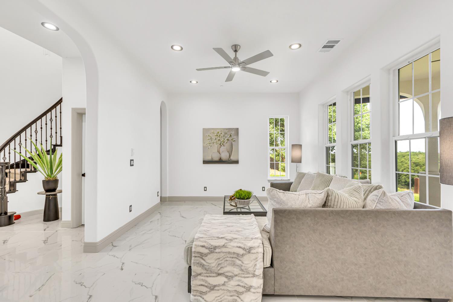 Detail Gallery Image 20 of 98 For 14537 Mira Vista Ln, Lockeford,  CA 95237 - 7 Beds | 4/1 Baths