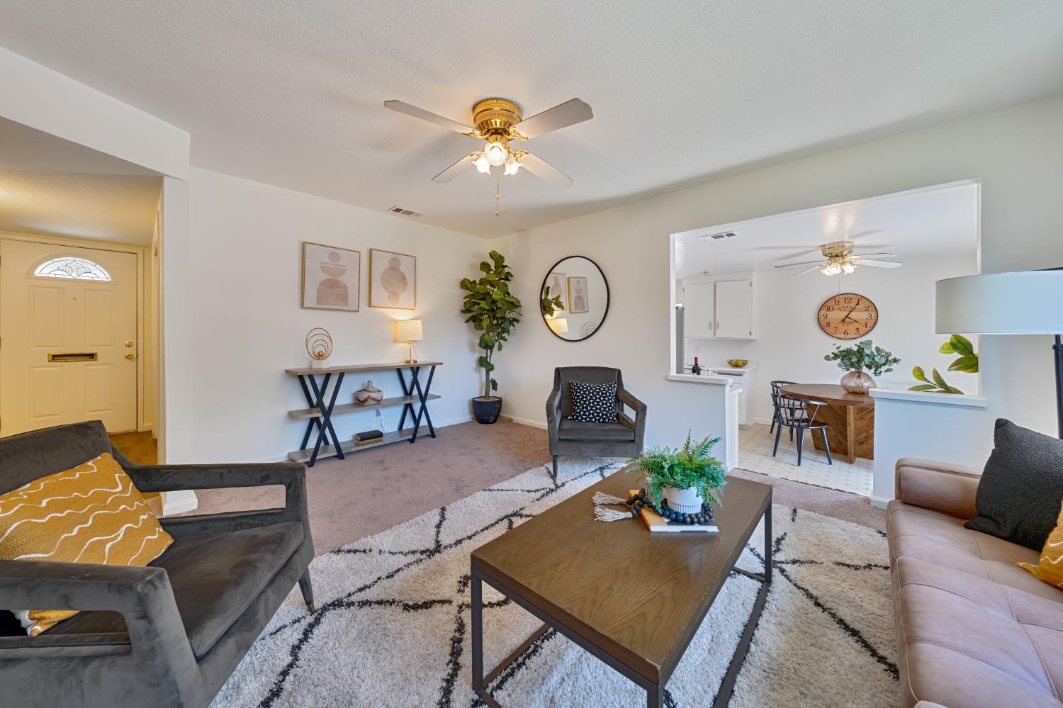Detail Gallery Image 7 of 32 For 7712 Hyssop Ct, Citrus Heights,  CA 95621 - 3 Beds | 1 Baths