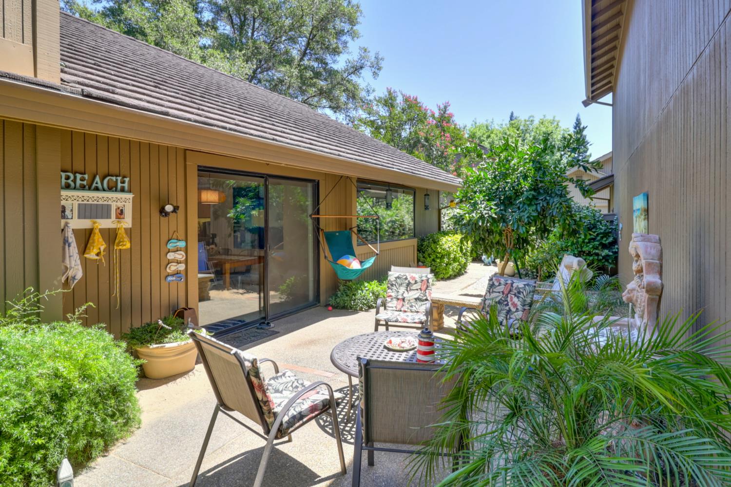 Detail Gallery Image 75 of 99 For 1911 Discovery Village Ln, Gold River,  CA 95670 - 2 Beds | 2 Baths